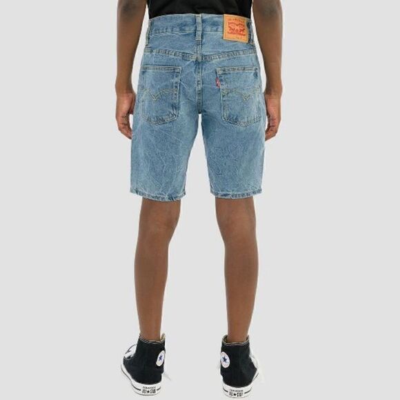 Levi's Boys' Unbasic 511 Slim Fit Jean Shorts in Moon Walker Wash - Picture 2 of 8